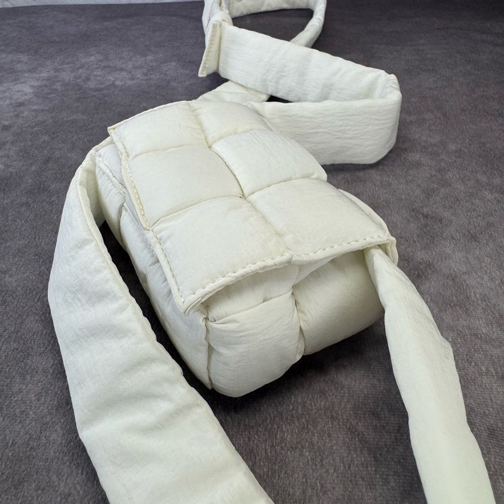 Authentic Bottega Veneta Tech Mini Small Padded Tech Cassette Shoulder Bag White - Picture 6 of 13